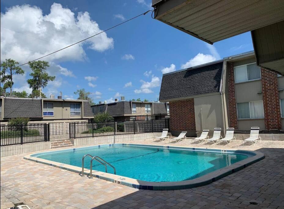 Concrete Suite 5 Min Walk To Shands Uf Gainesville Luaran gambar