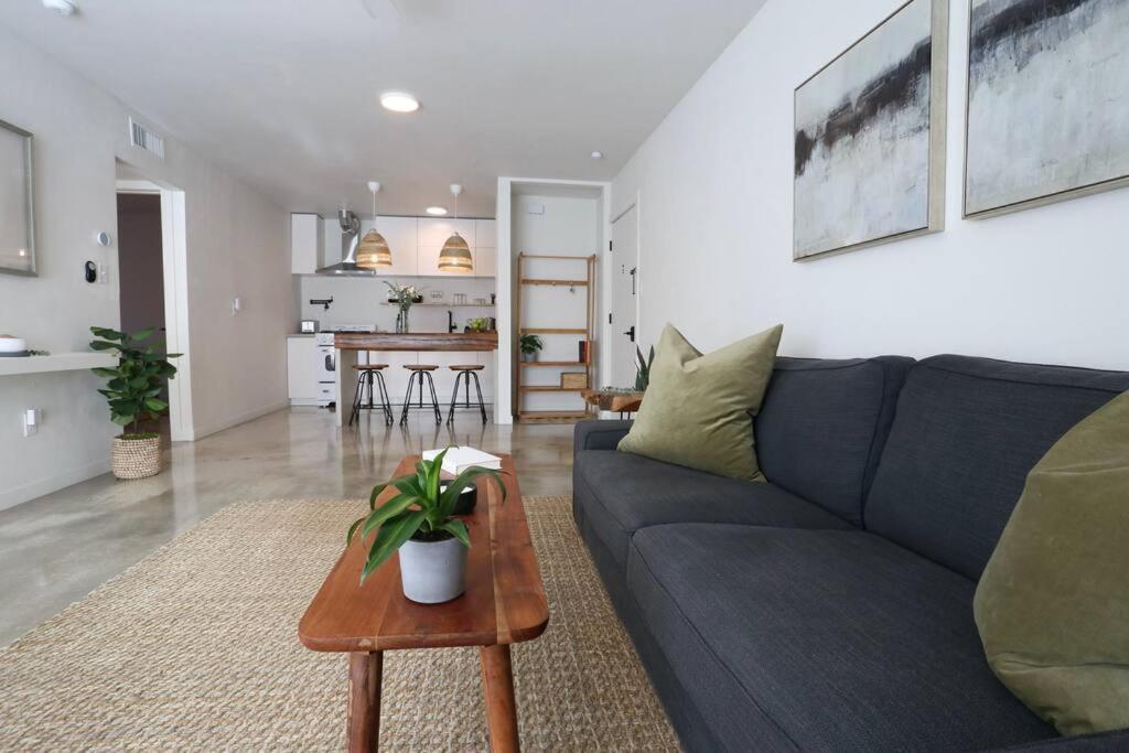 Concrete Suite 5 Min Walk To Shands Uf Gainesville Luaran gambar